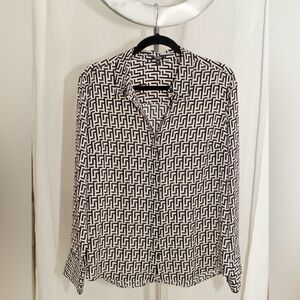 Express Black and White Geometric Button-Down Shirt